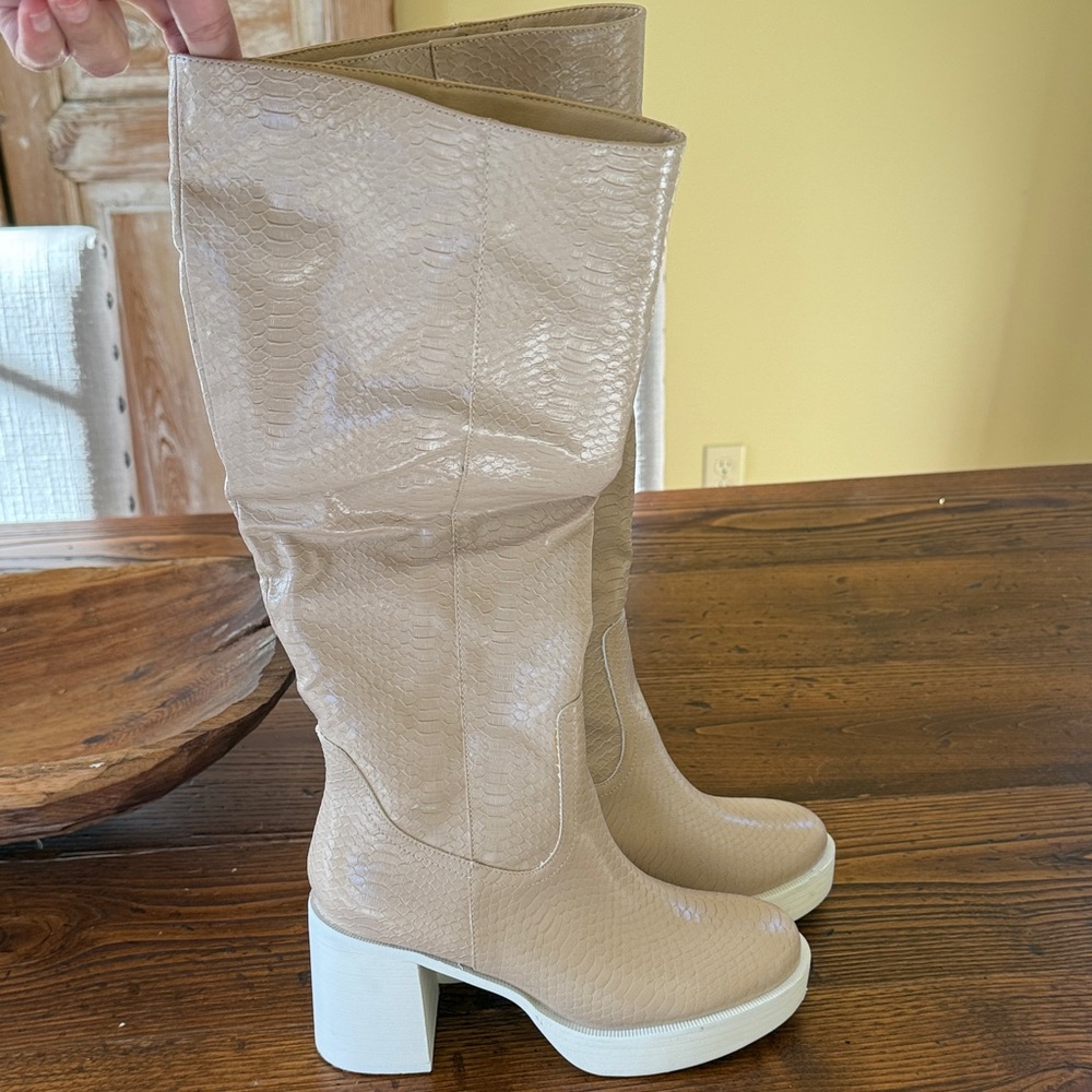 Elegant Beige Heeled Boots
